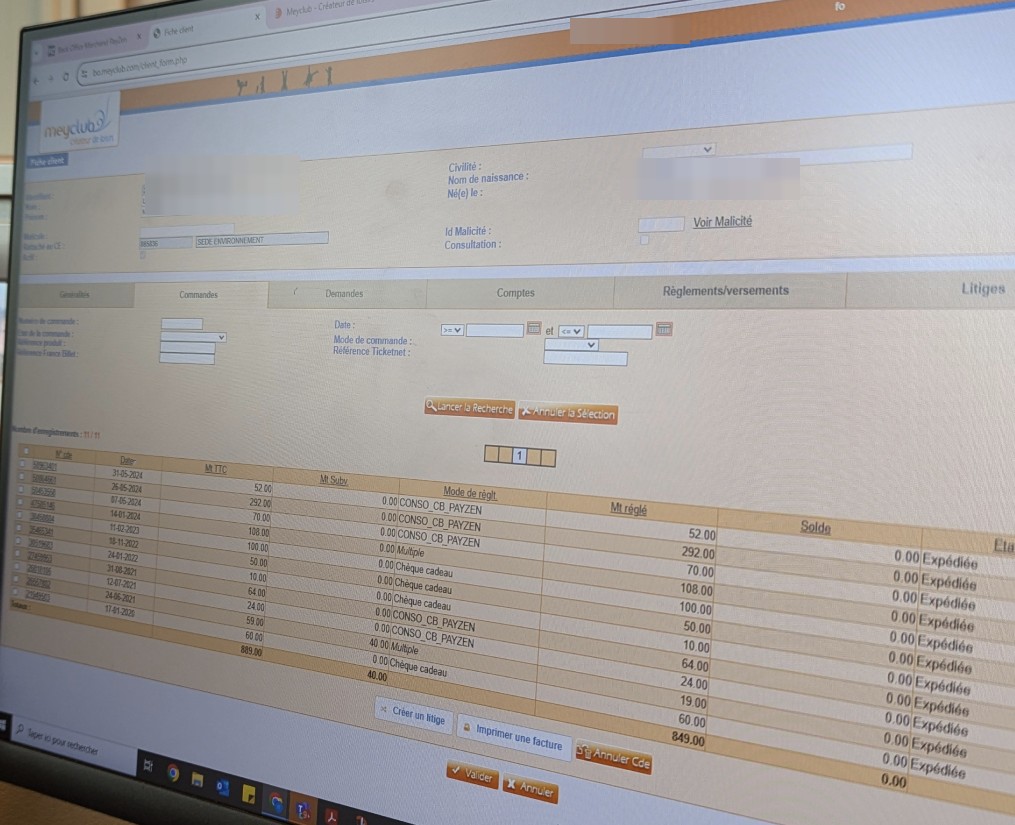 Fiche client sur l'ancien back-office Meyclub, dense et peu hiérarchisée
